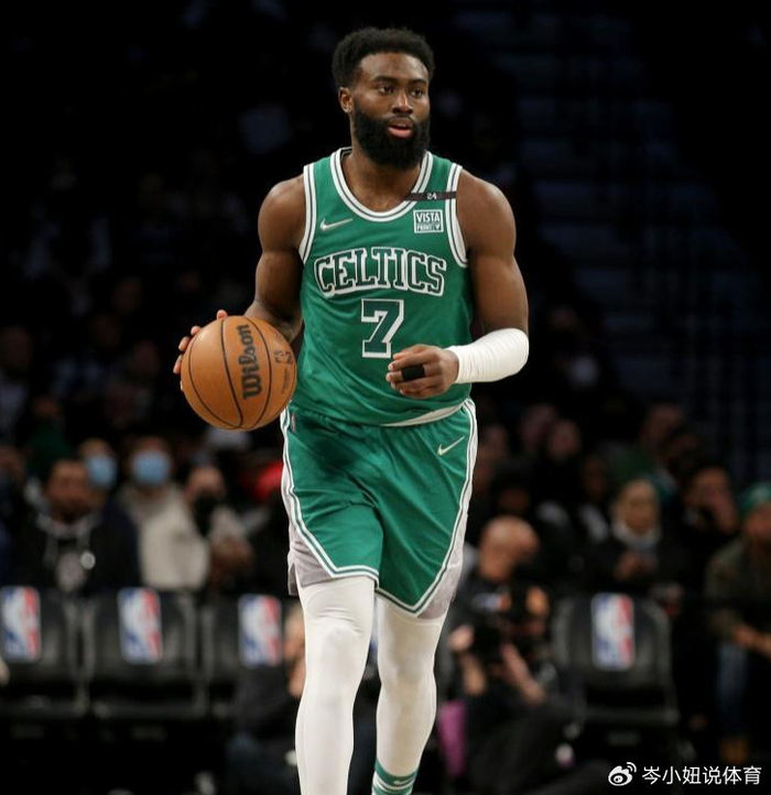 KAIYUN-杰伦布朗总得分已经达到13000分，未来还是有望突破20000分的|Basketball-Reference|波士顿凯尔特人队|杰伦·布朗|nba|赛季_新浪新闻